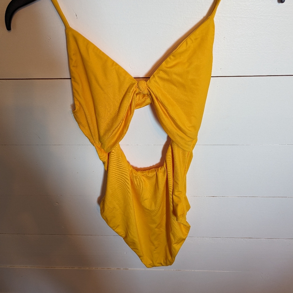 Chaser women's swimsuit